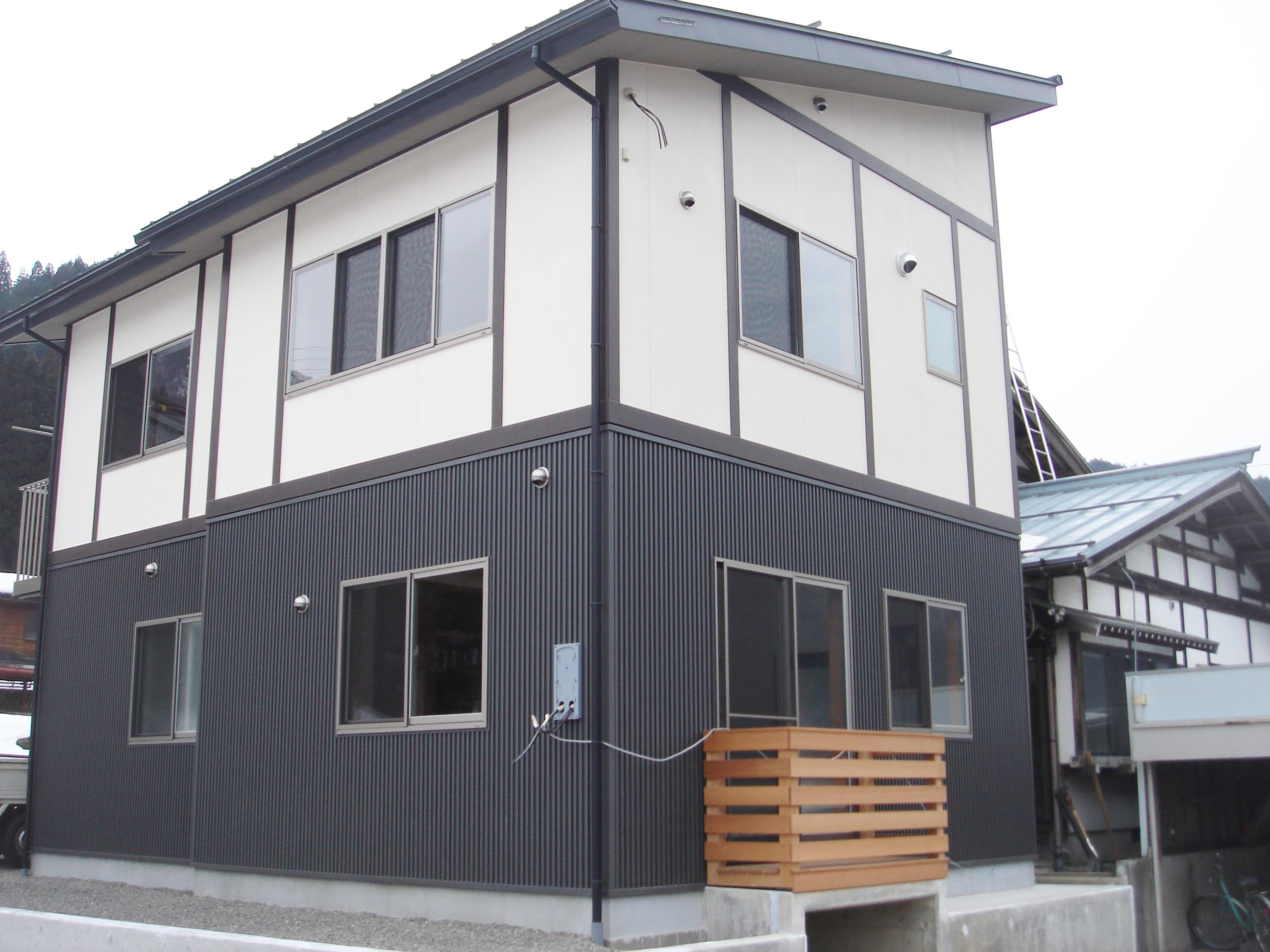 丸一建設株式会社